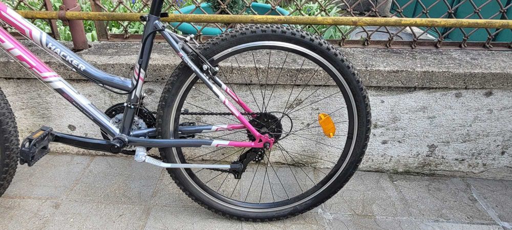 Vand doua biciclete dama  cu roti de 26 inci