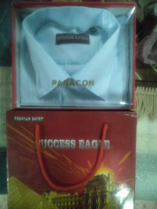 Продам новую рубашку