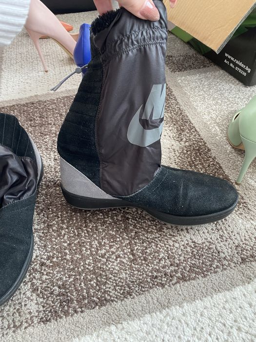 Дамски боти Nike