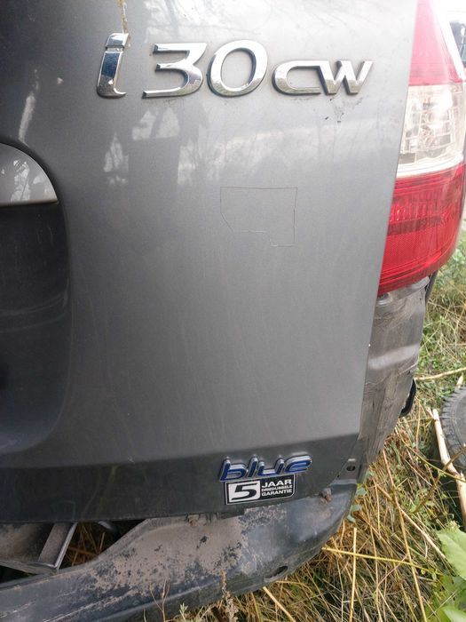 На Части Хюндай и30 Hyundai i30 blue