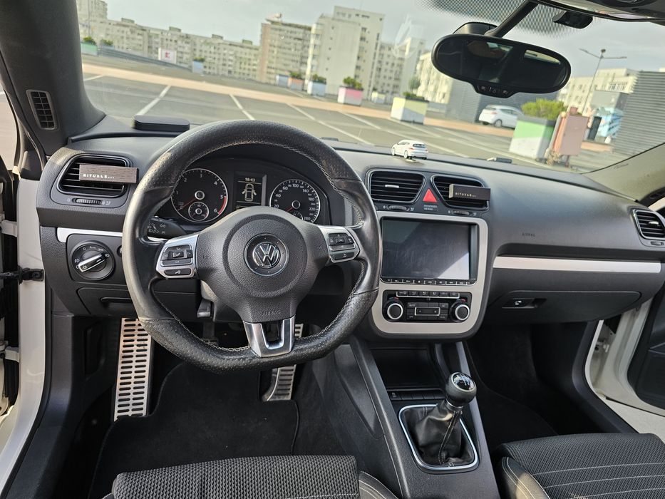 Volkswagen Scirocco 2.0 TDI | Panoramic | Distribuția schimbata