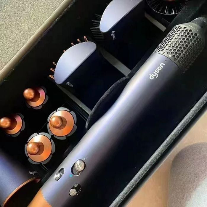 Dayson airwrap complete