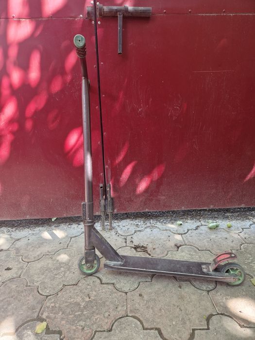 Продою два самоката