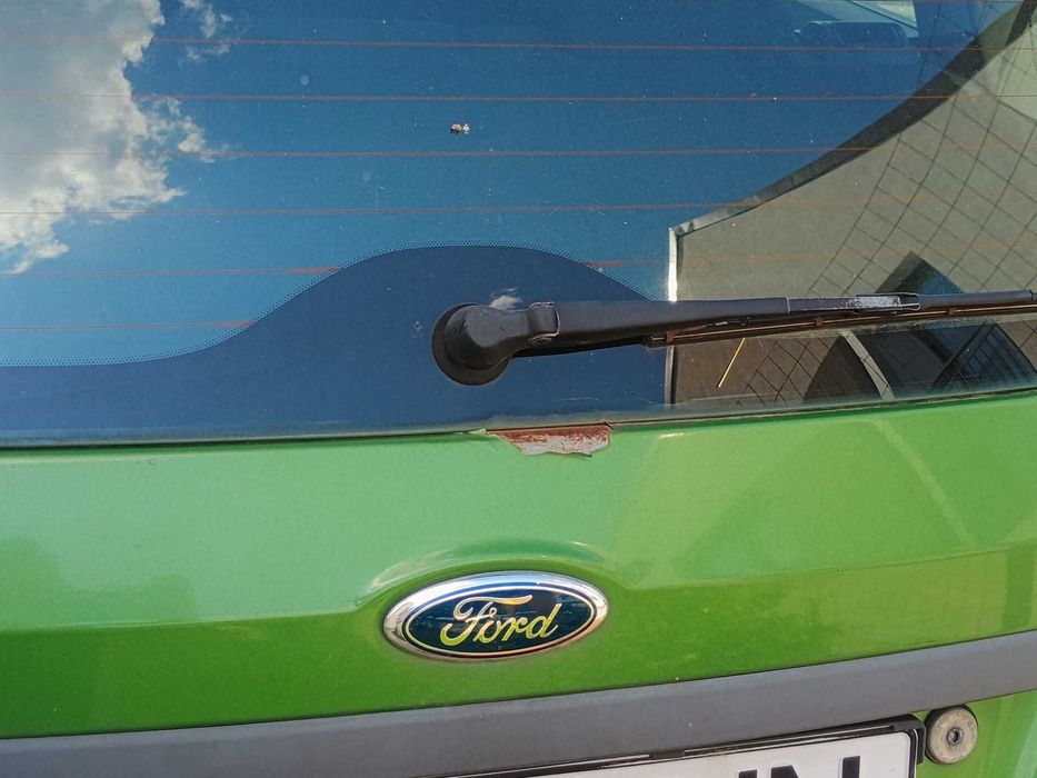 Vand Ford Fiesta 1.4 Benzină 2008, pret 3800 lei, are ITP, se poate vedea in Targu Mures