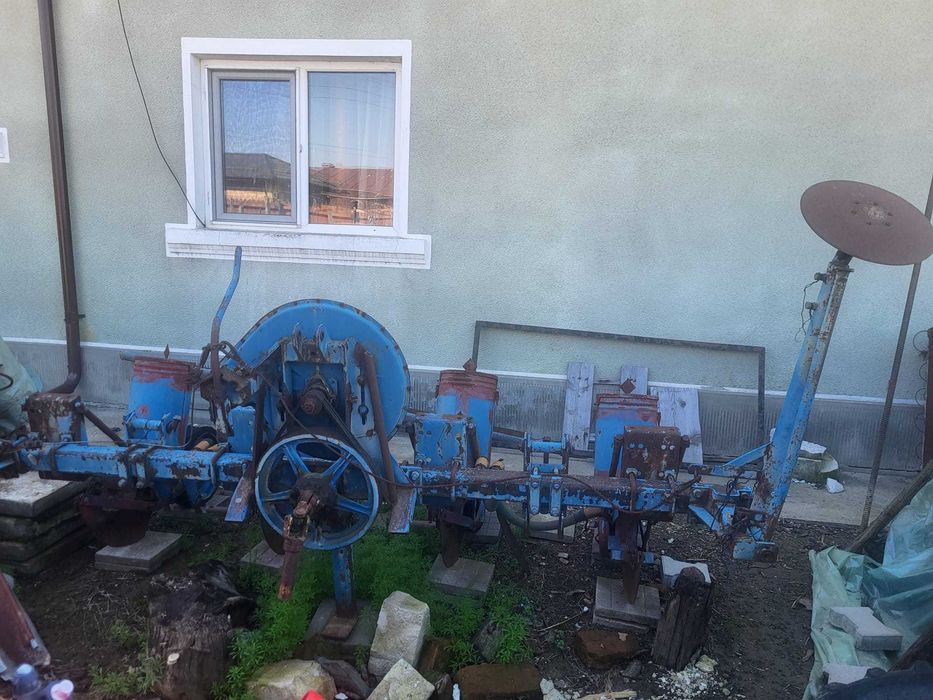 Vand Semanatoare de porumb