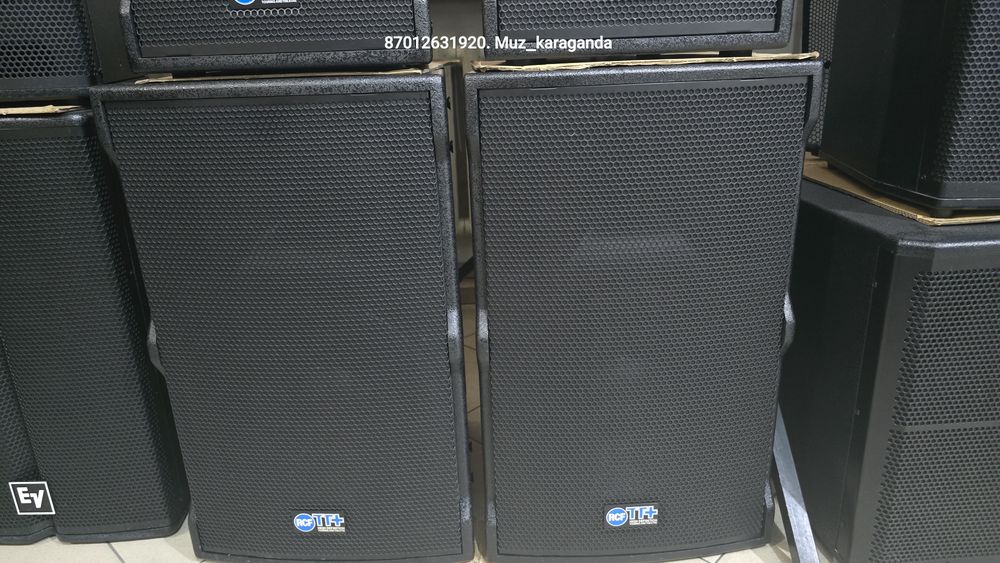 RCF E-MAX TT55 профессиональная колонка