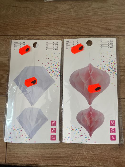 Decorațiuni în formă de fagure din hârtie kik roz și alb 30cm, 25cm, 15cm | decorațiuni de petrecere