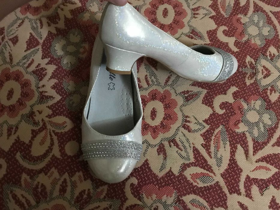 Туфли детские для праздника