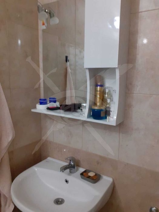 Продава се Двустаен апартамент в с. Шкорпиловци, Област Варна - 68 кв.м за 1111 €/кв.м - Снимка #9