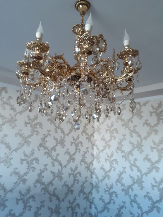 Люстра Б/у для гостиной комнаты