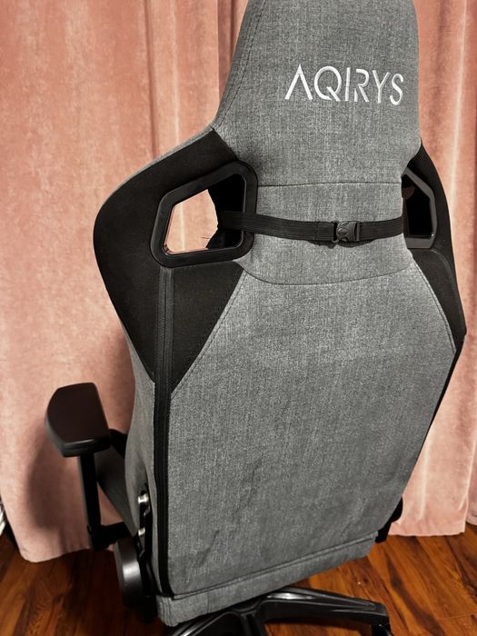 Scaun gaming AQIRYS ergonomic,cu pernă lombară si cervicală