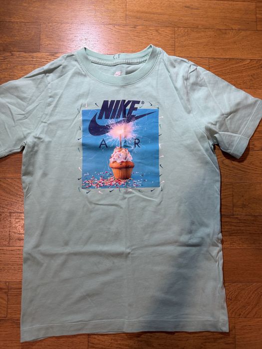 Nike тениска за деца на 11-12 годишна възраст