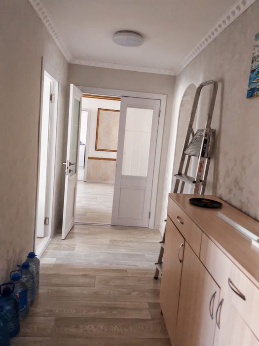 Продам 4 комнатную квартиру