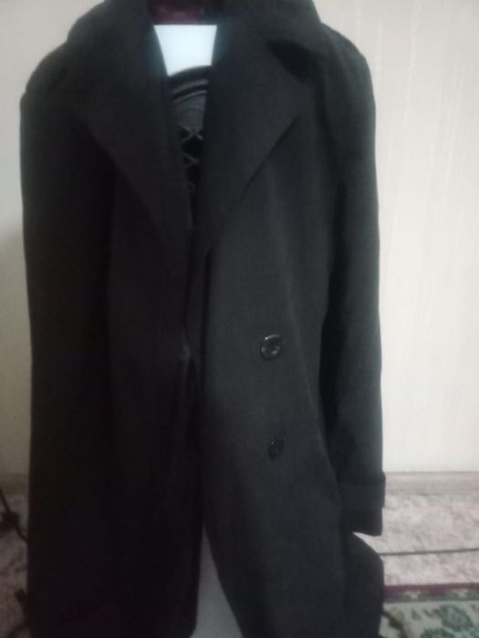 Продам плащ черный