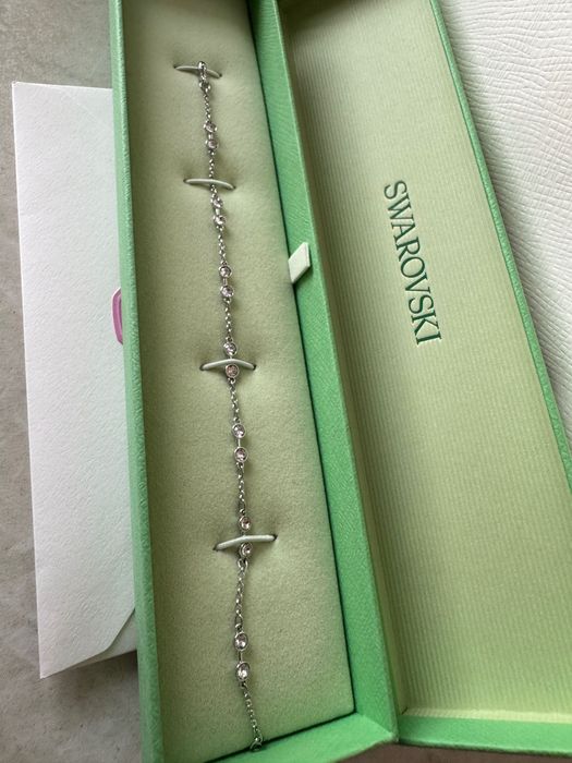 Swarovski гривна