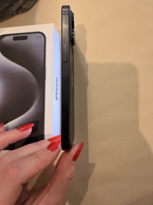 IPHONE 15 Pro 256 gb