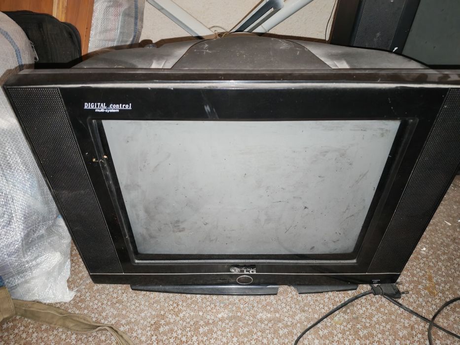 Продаю 4 телевизора (LG, Daewoo и др.)