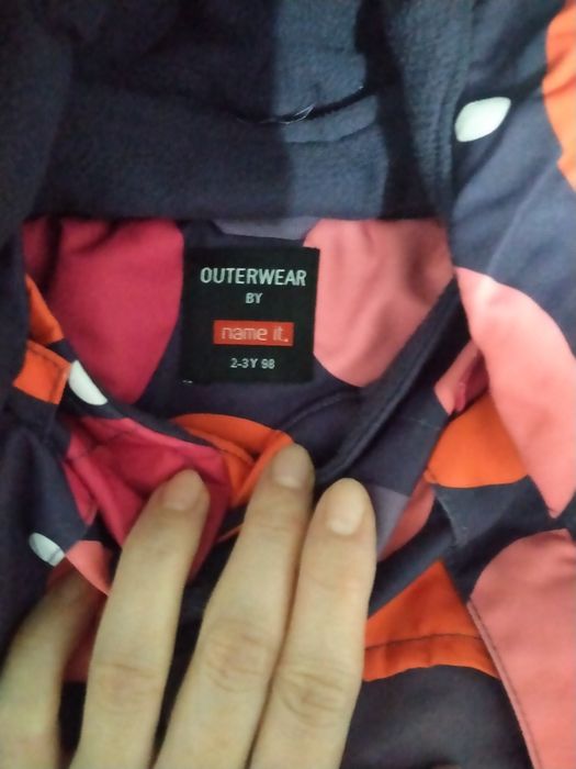 Продается демисезон комбинезон на мальчика и девочку