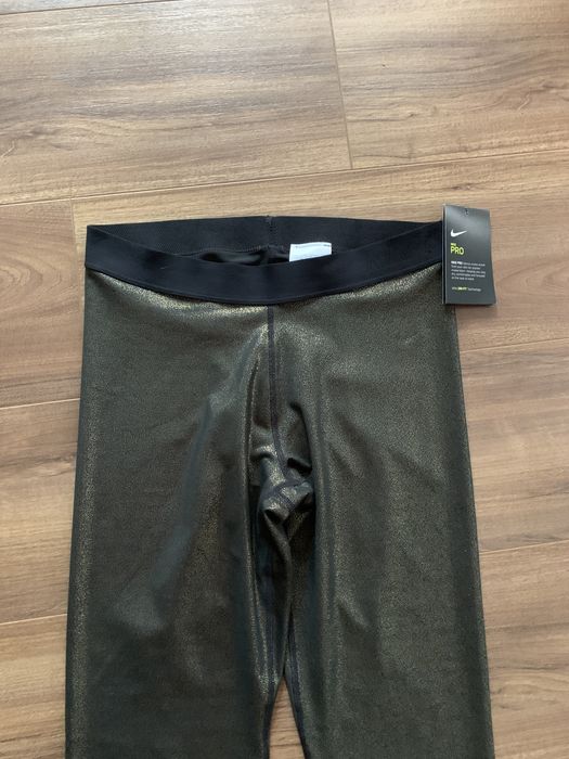 клин Nike Pro Sparkle Gold Training leggings