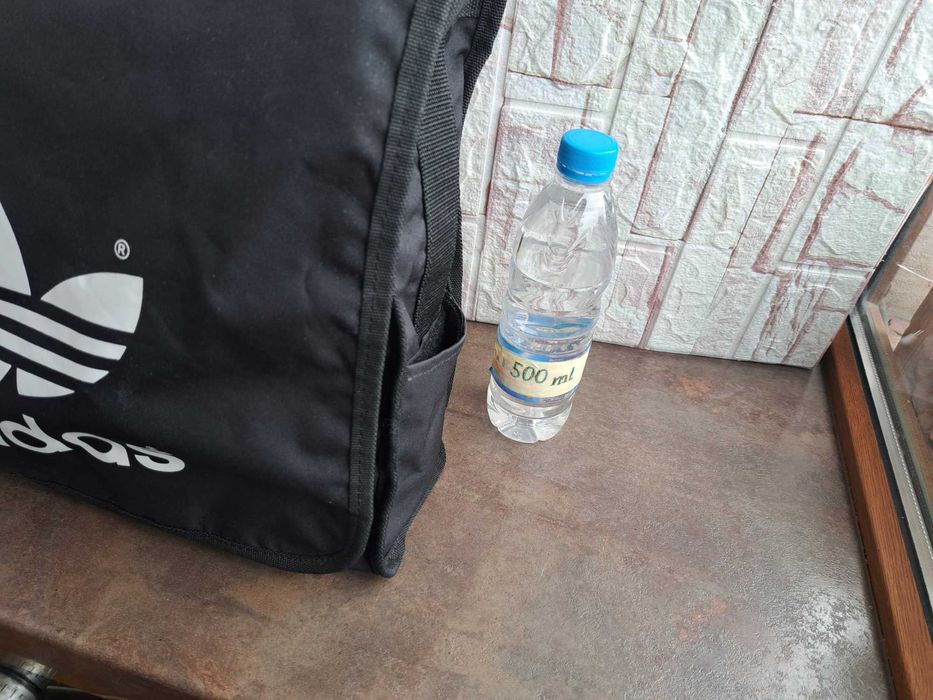 черна чанта Adidas,чанта за лаптоп,адидас