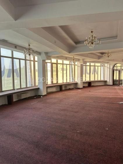 Spatiu comercial de inchiriat ultracentral etaj 1, zona Dacia, Constanta