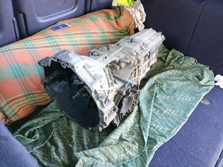 6 степенна скоростна кутия ръчна Audi A4 B7 2.0 TDI