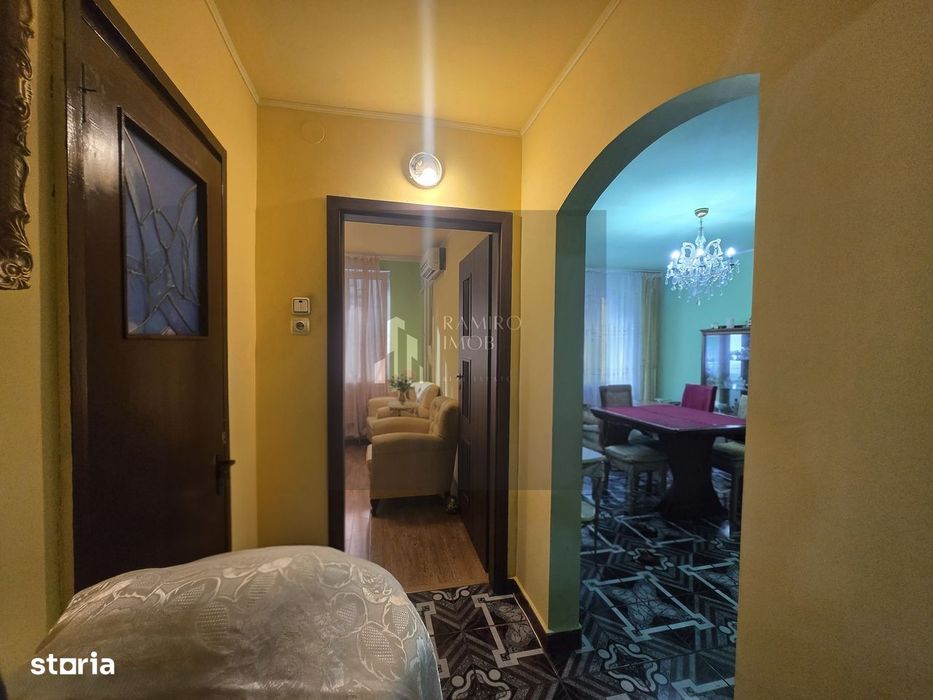 Apartament 3 camere  semidecomandat Rahova