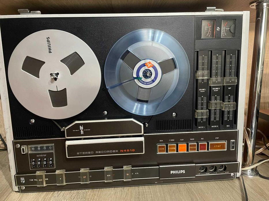 Magnetofon Philips N4510