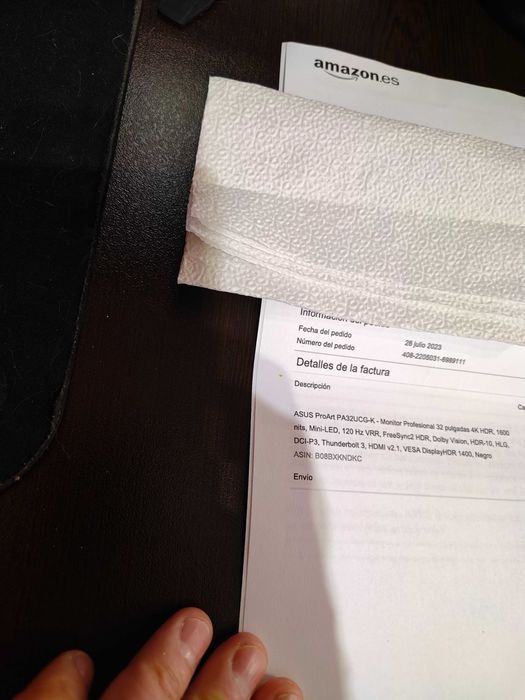 продавам 32 инчов 4k професионален монитор ASUS ProArt PA32UCG