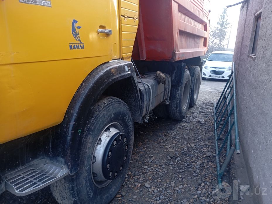 Kamaz samasval sotiladi