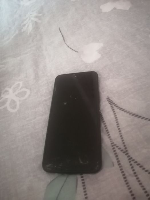 Продам vivo y19 s не работает экран