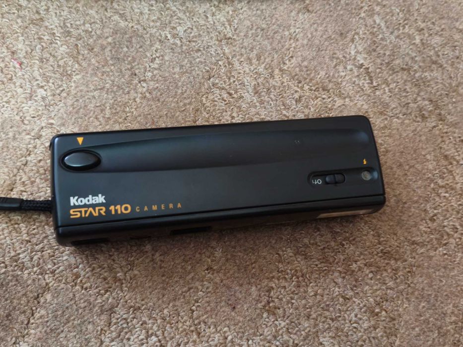 Фотоапарат Canon плюс фотоапарат Kodak Star 110 цената е за двата