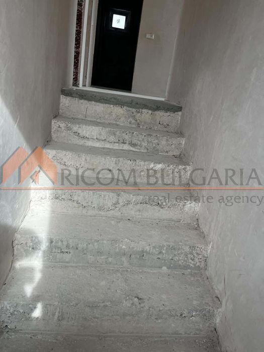 Продава се Къща в Варна, Виница - 256 кв.м за 1407 €/кв.м - Снимка #6