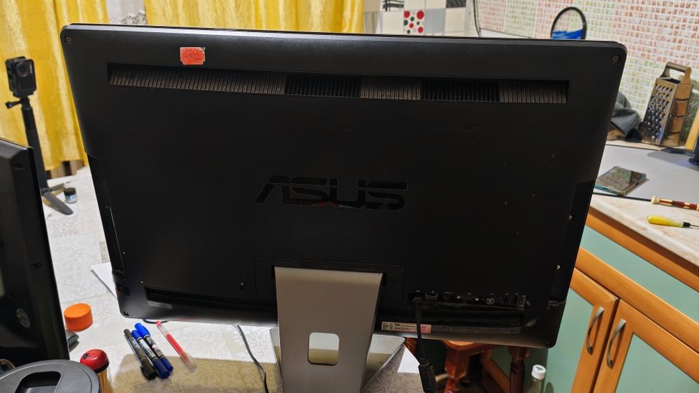Компьютер моноблок Asus All-in-One PC ET2701