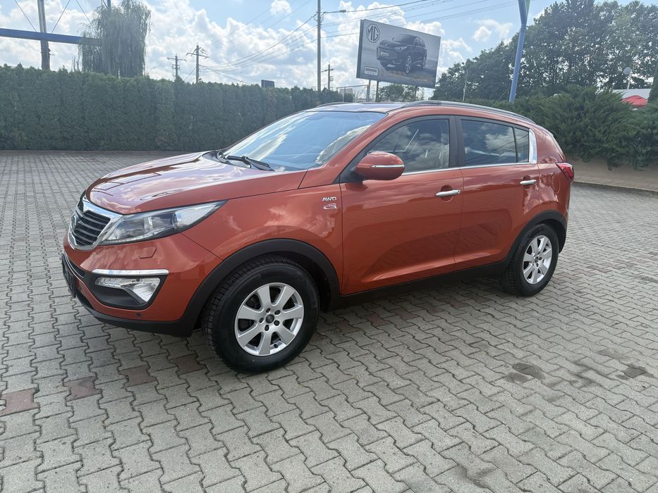 KIA Sportage 2010 — imagine 2