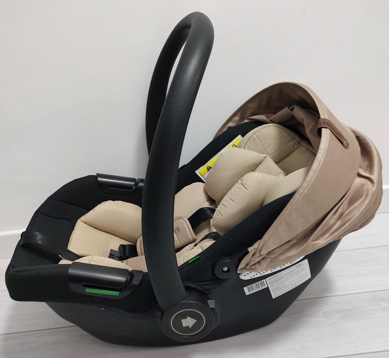 Стол за кола Chipolino Дуо Смарт I-Size, Златно/Бежово