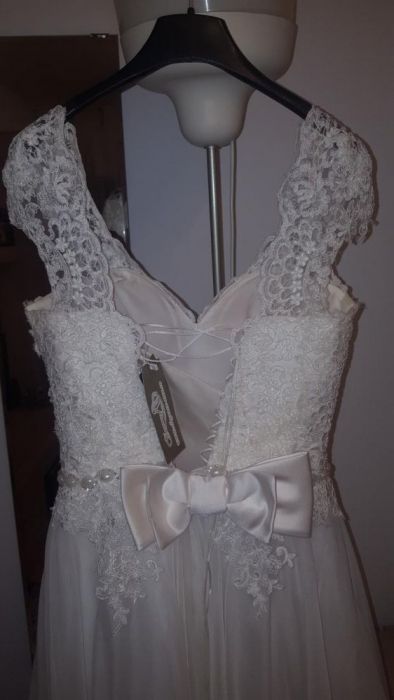 Oferta! Rochie mireasă Elegance Ama,dantela, marime 36-38-40, corset