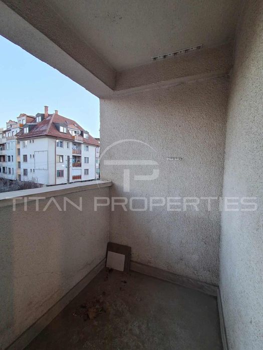 Тристаен за продажба в ж.к Манастирски ливади - запад