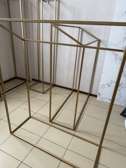 Стеллаждар сатылады.Оборудование