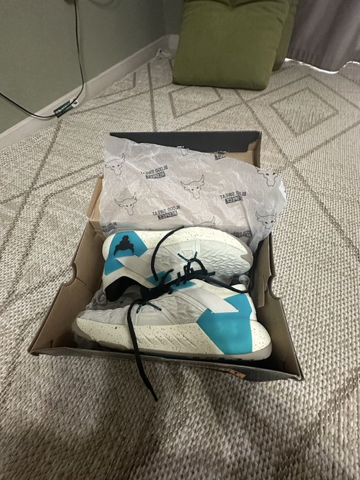 Кросовки under armour