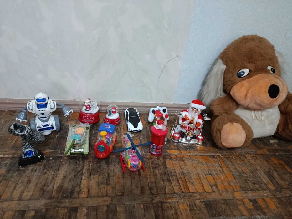 Продажа игрушек разные Киндеры есть много коллекционные
