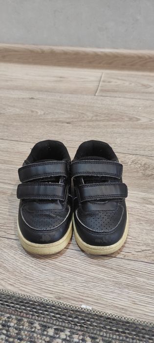 Продается обувь для мальчика малыша