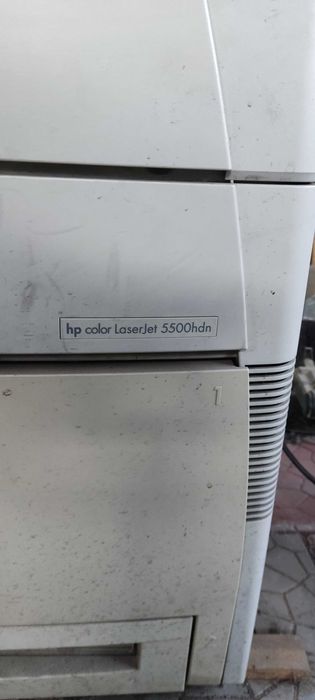 Продам БУ принтер HP 5500hdn