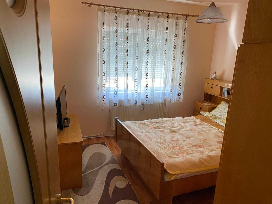 Apartament 3 camere decomandat – Zona Stadion, Zalău