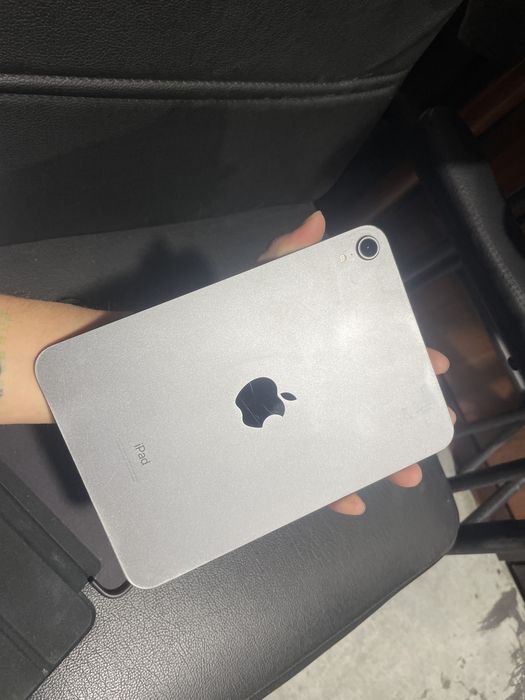 Планшет iPad 6 mini