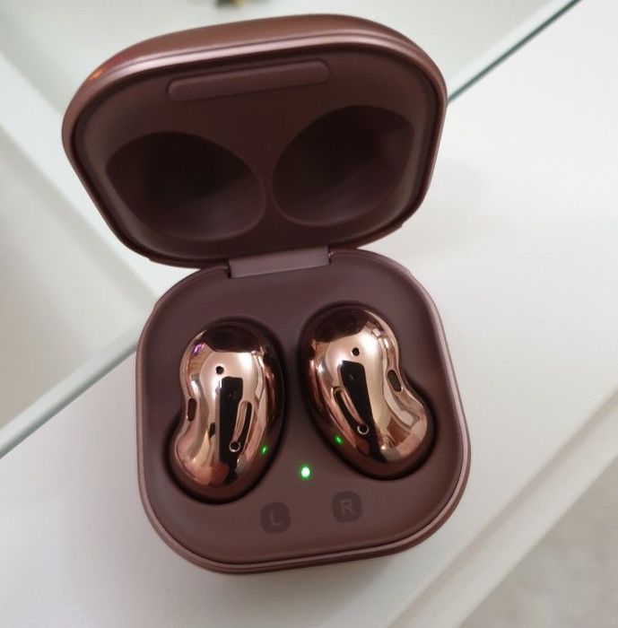 Samsung galaxy buds live