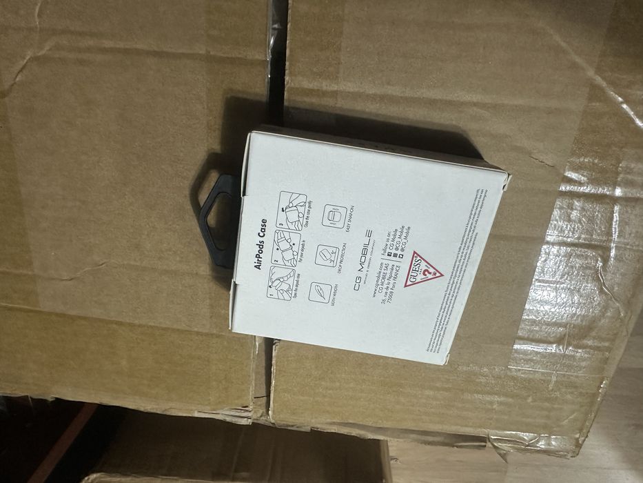 carcasă de protecție pentru căști Guess AirPods Case
