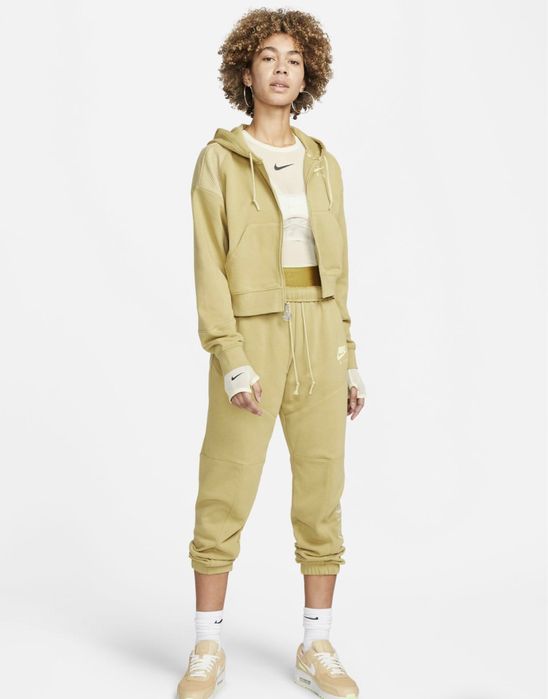 Nike AIR спортен екип