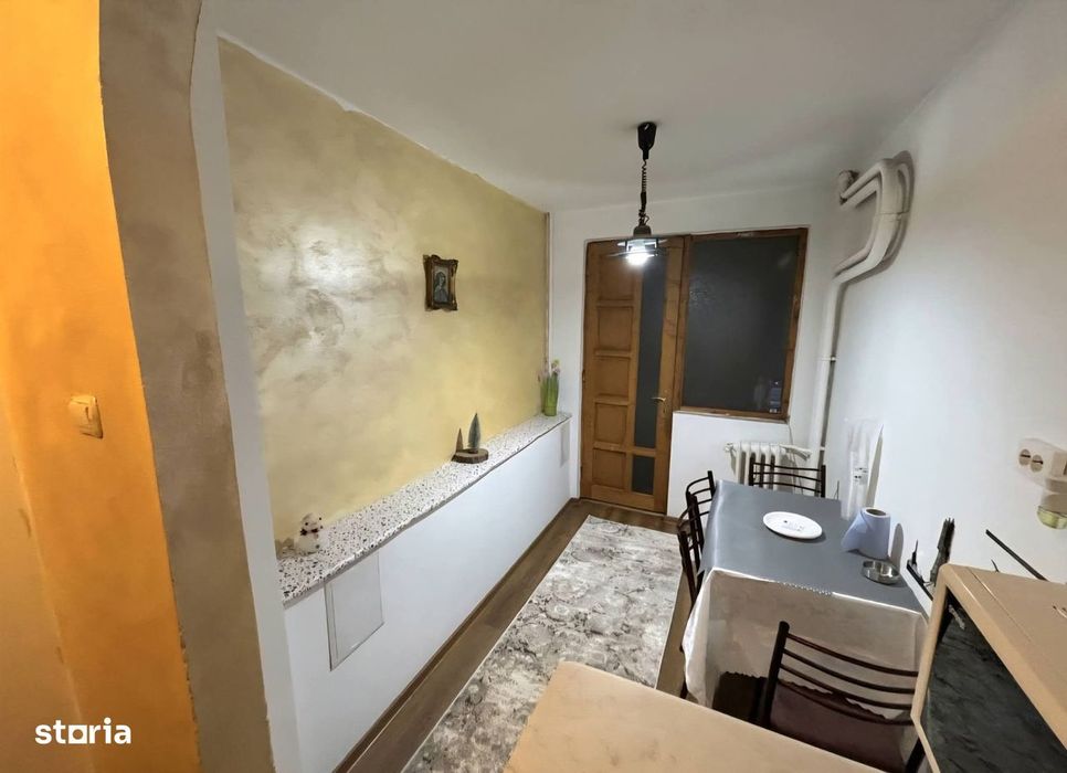 Apartament 2 camere în Valea Roșie, mobilat și utilat, gaze, lift