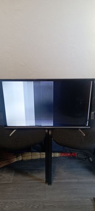 Продам на запчасти Artel LED 9000/32